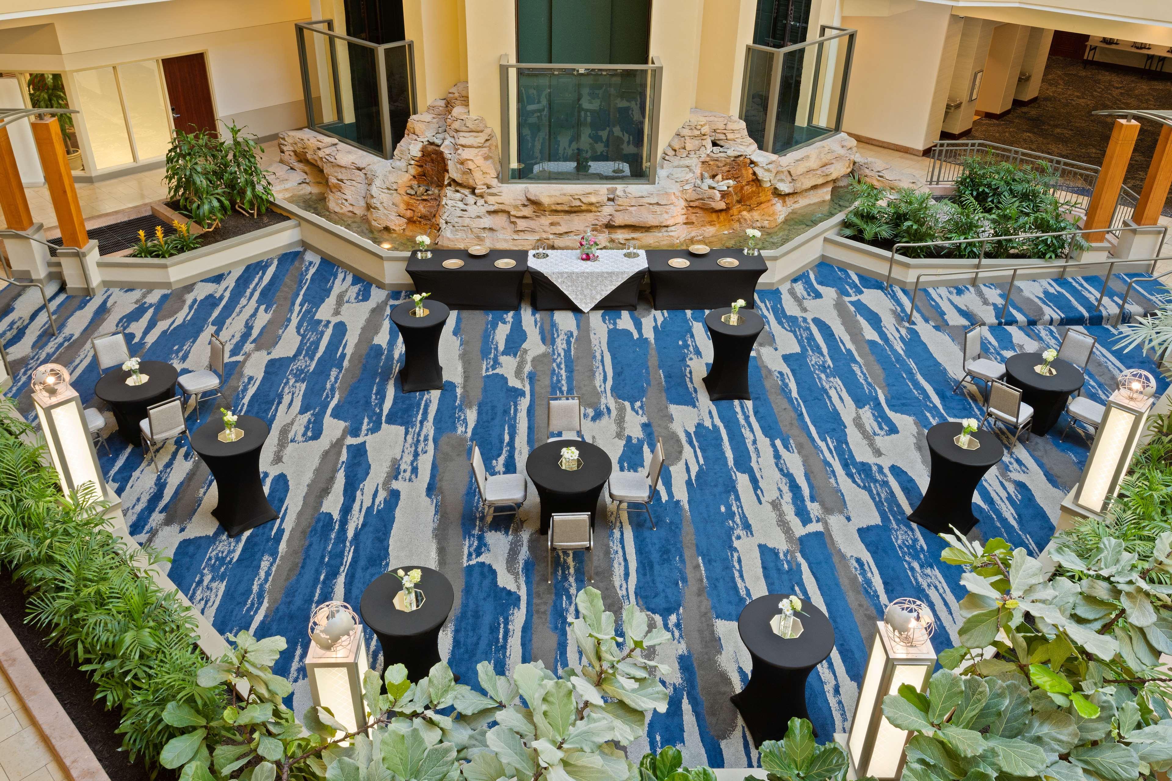 เอมบาสซี สวีท แทมปา ยูเอสเอฟ เนียร์ บุชการ์เด้น Hotel ภายนอก รูปภาพ